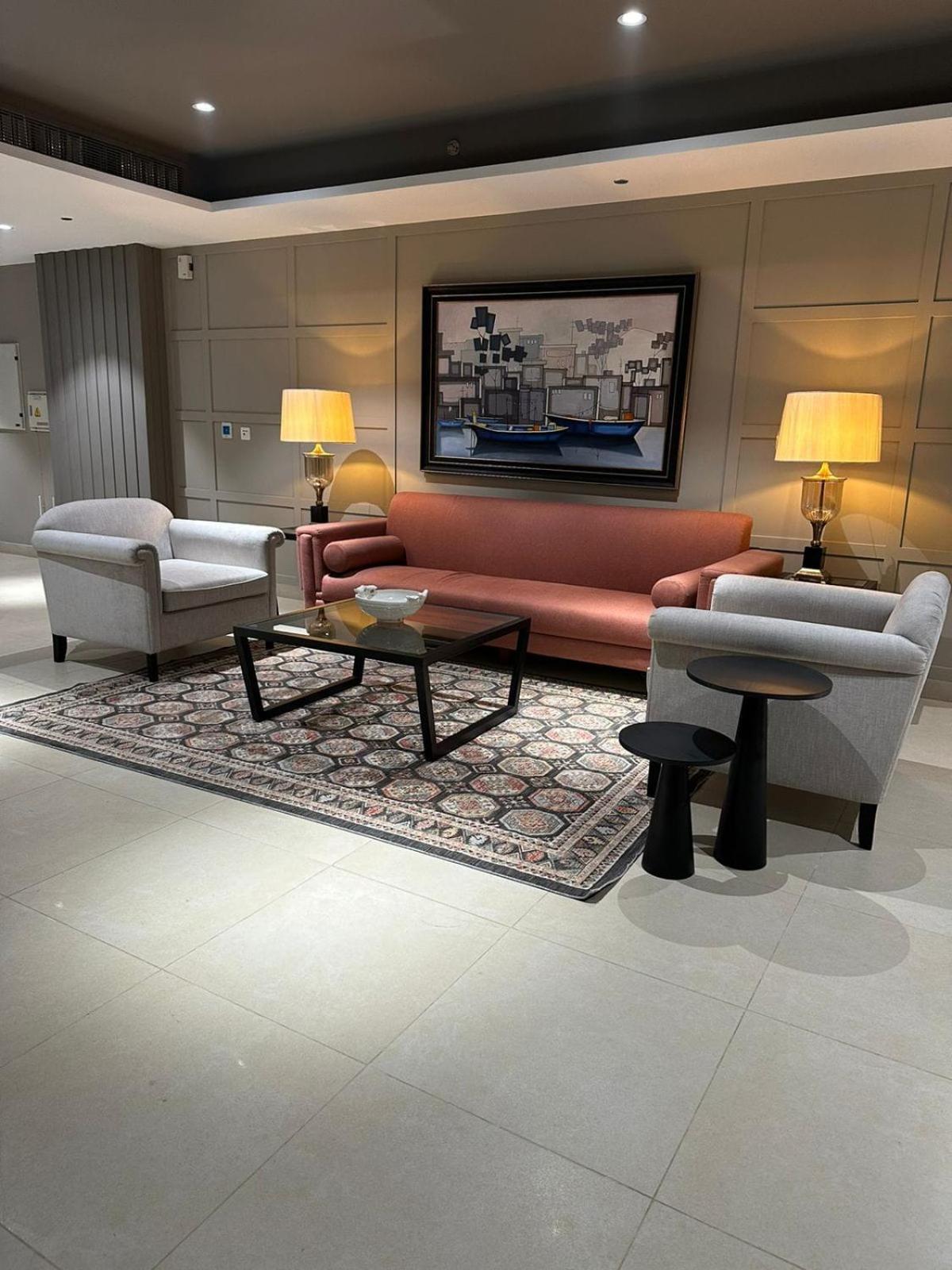 One Constitution Avenue By Goldfinch Apart otel İslamabad Dış mekan fotoğraf